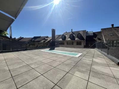 AVEC UNE GRANDE TERRASSE, TRES BIEN SITUE
