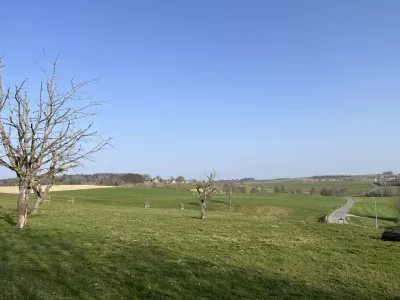 AVEC UNE MAGNIFIQUE VUE DEGAGEE SUR LES ALPES
